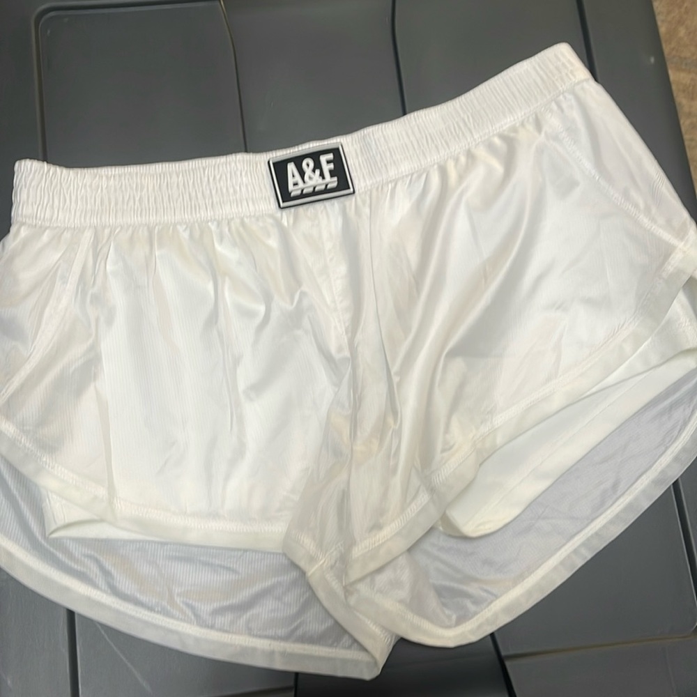 Lined Abercrombie active shorts size small